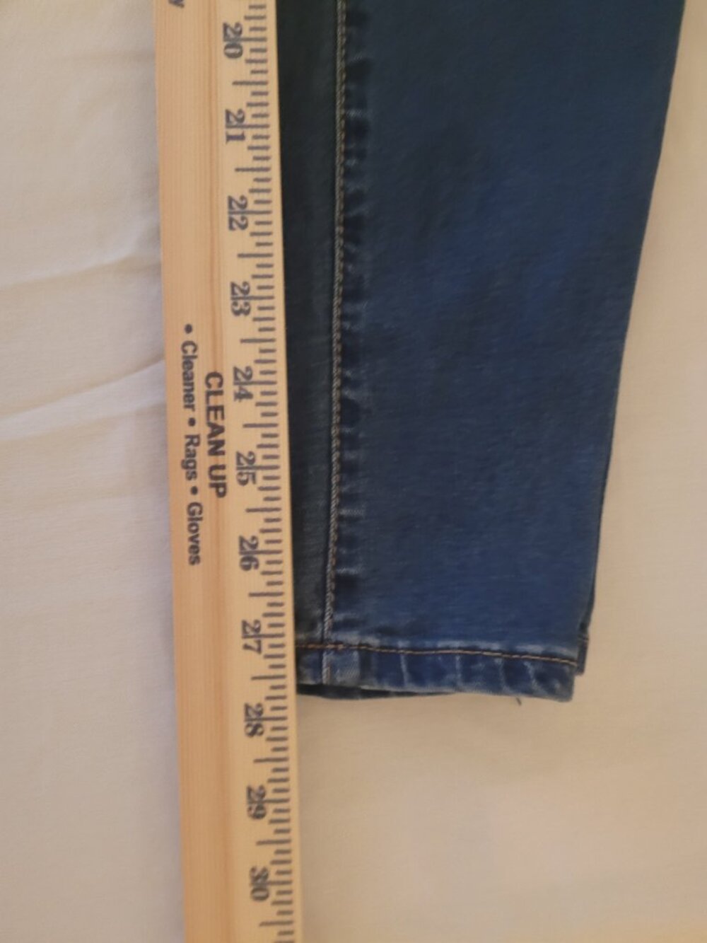Blue Jeans YMI Size 9 Midrise Skinny - Picture 12 of 16